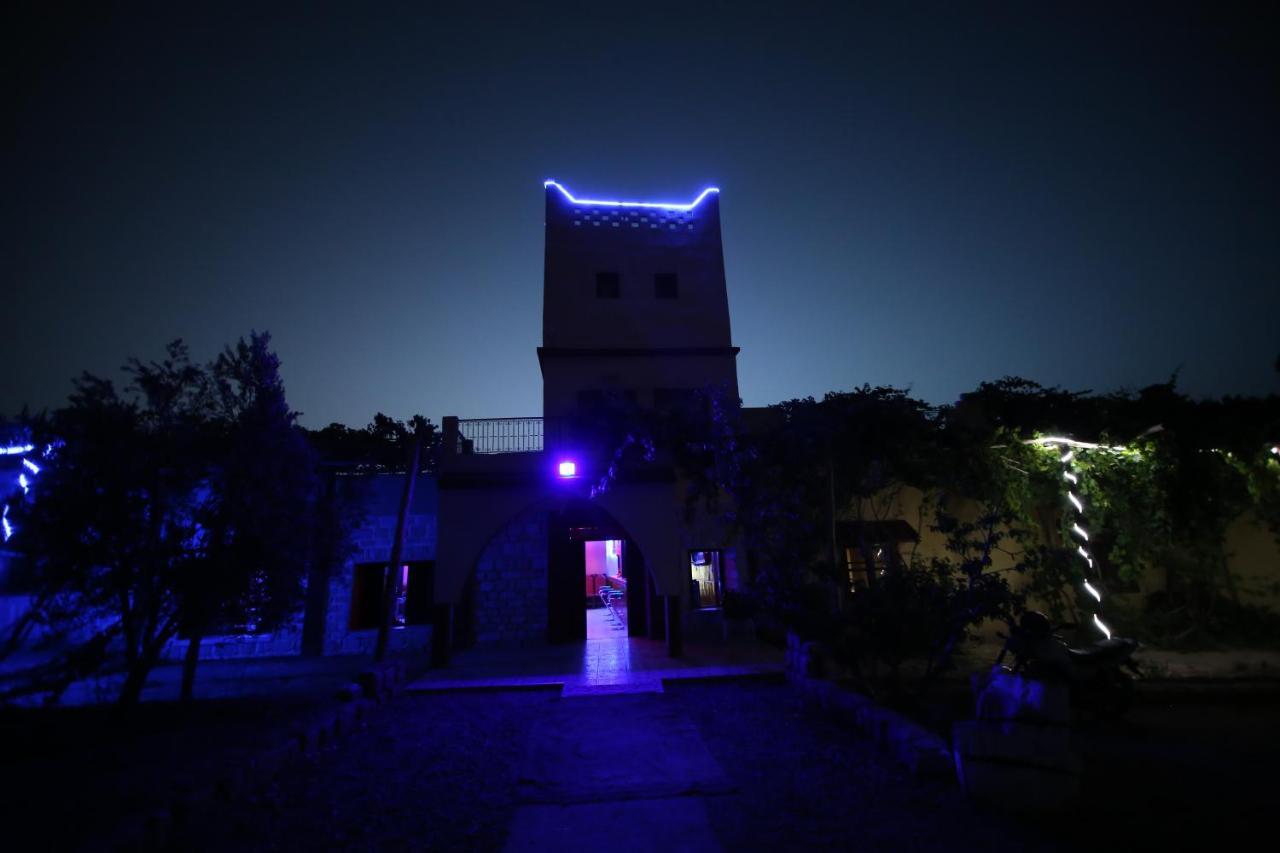Auberge Jaafar 米德勒特 外观 照片